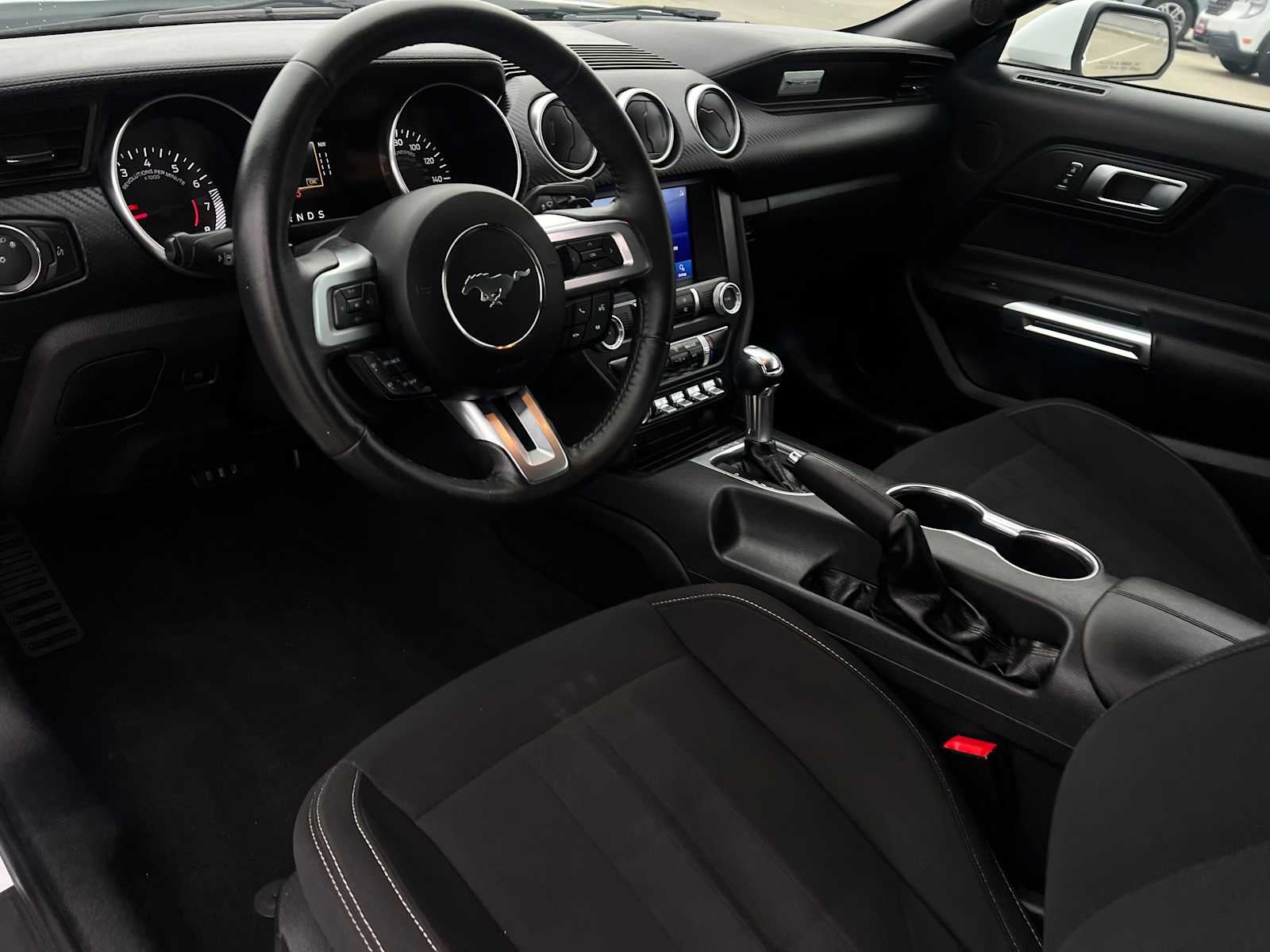 2021 Ford Mustang EcoBoost