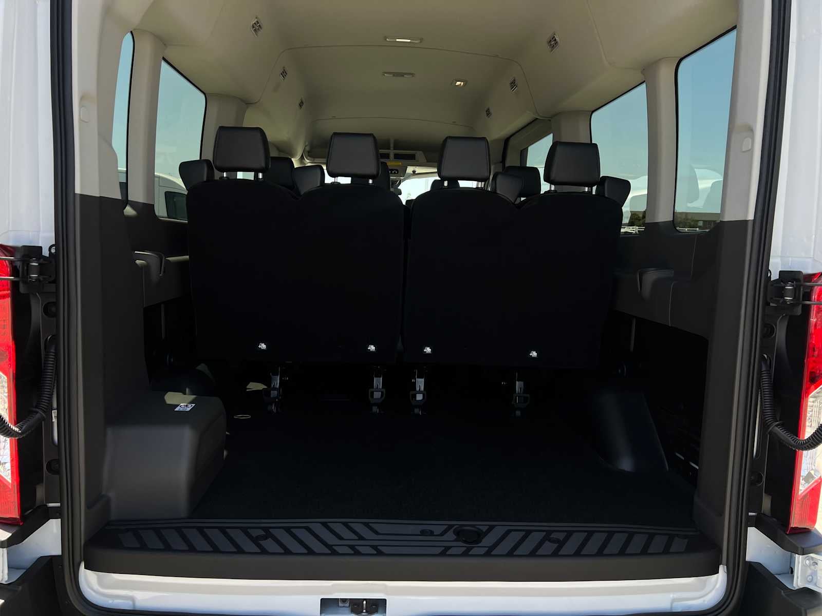 2026 Ford Transit Passenger XL