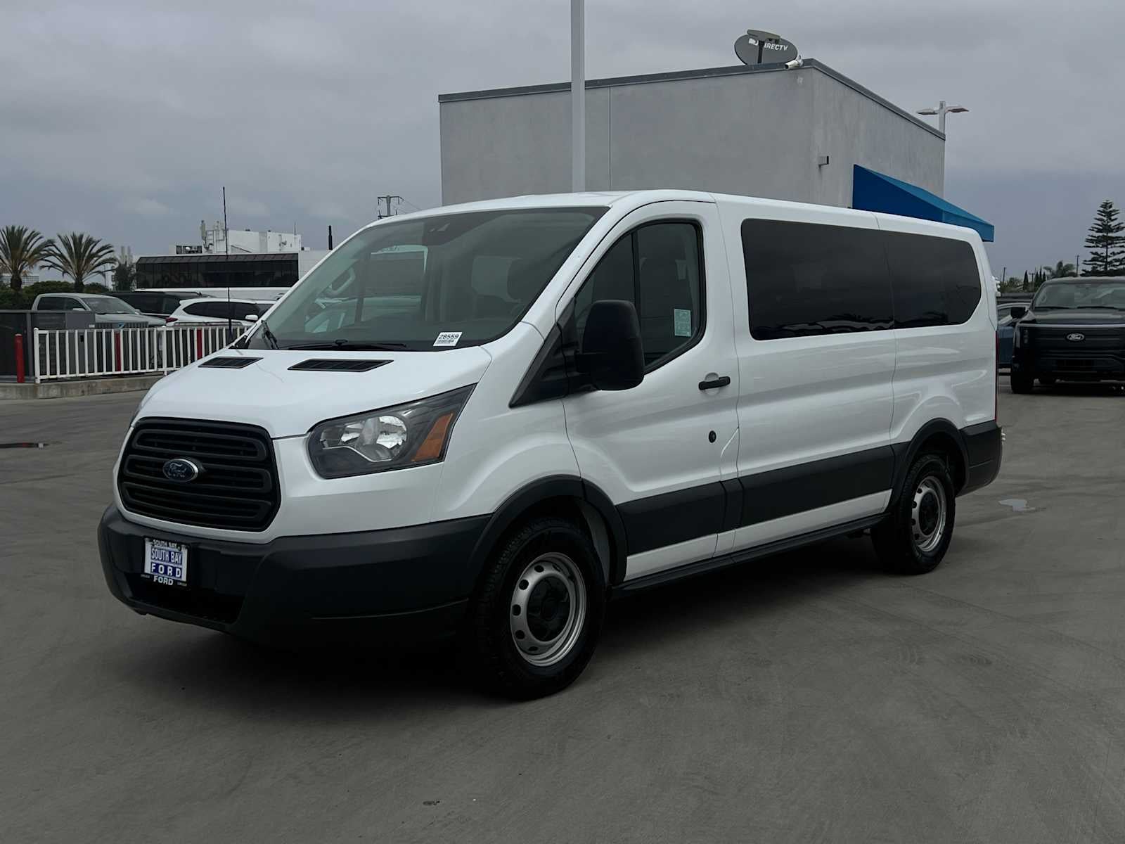2023 Ford Transit Passenger Wagon XL