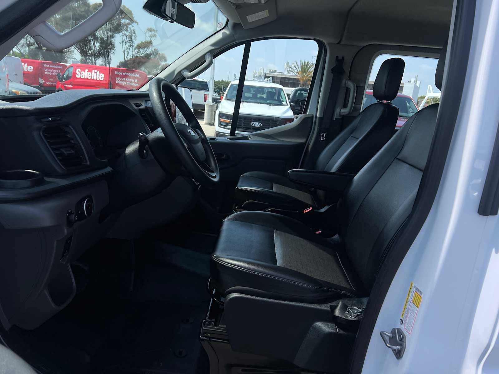 2023 Ford Transit Passenger Wagon XL