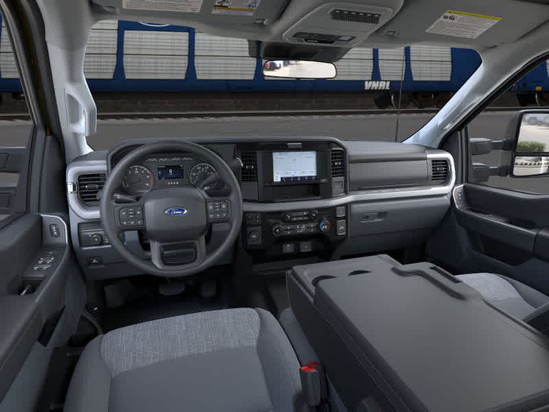 2026 Ford Super Duty F-550 DRW XL