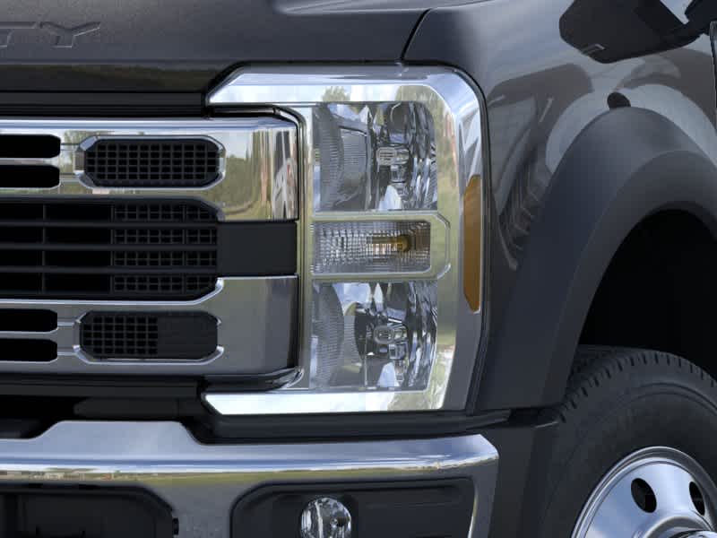 2026 Ford Super Duty F-550 DRW XL