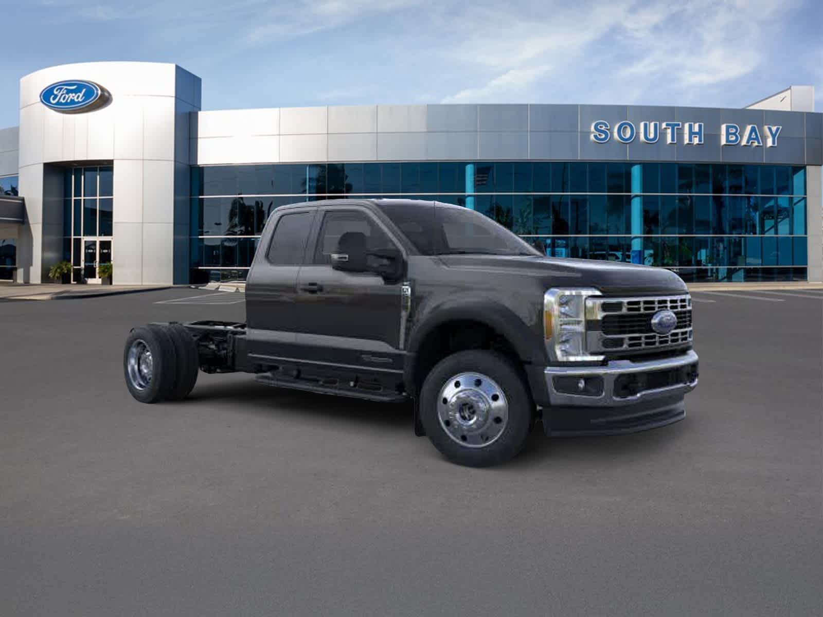2026 Ford Super Duty F-550 DRW XL