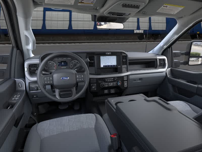 2026 Ford Super Duty F-550 DRW XL