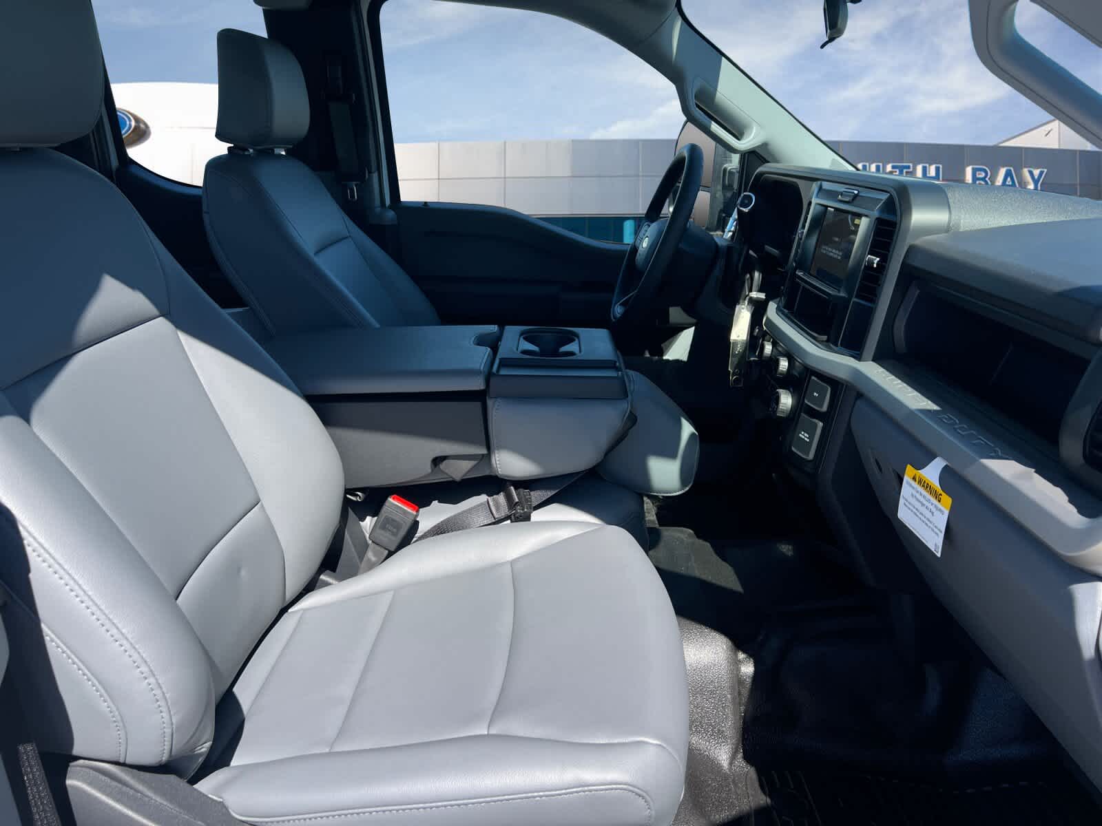 2027 Ford Super Duty F-250 SRW XL