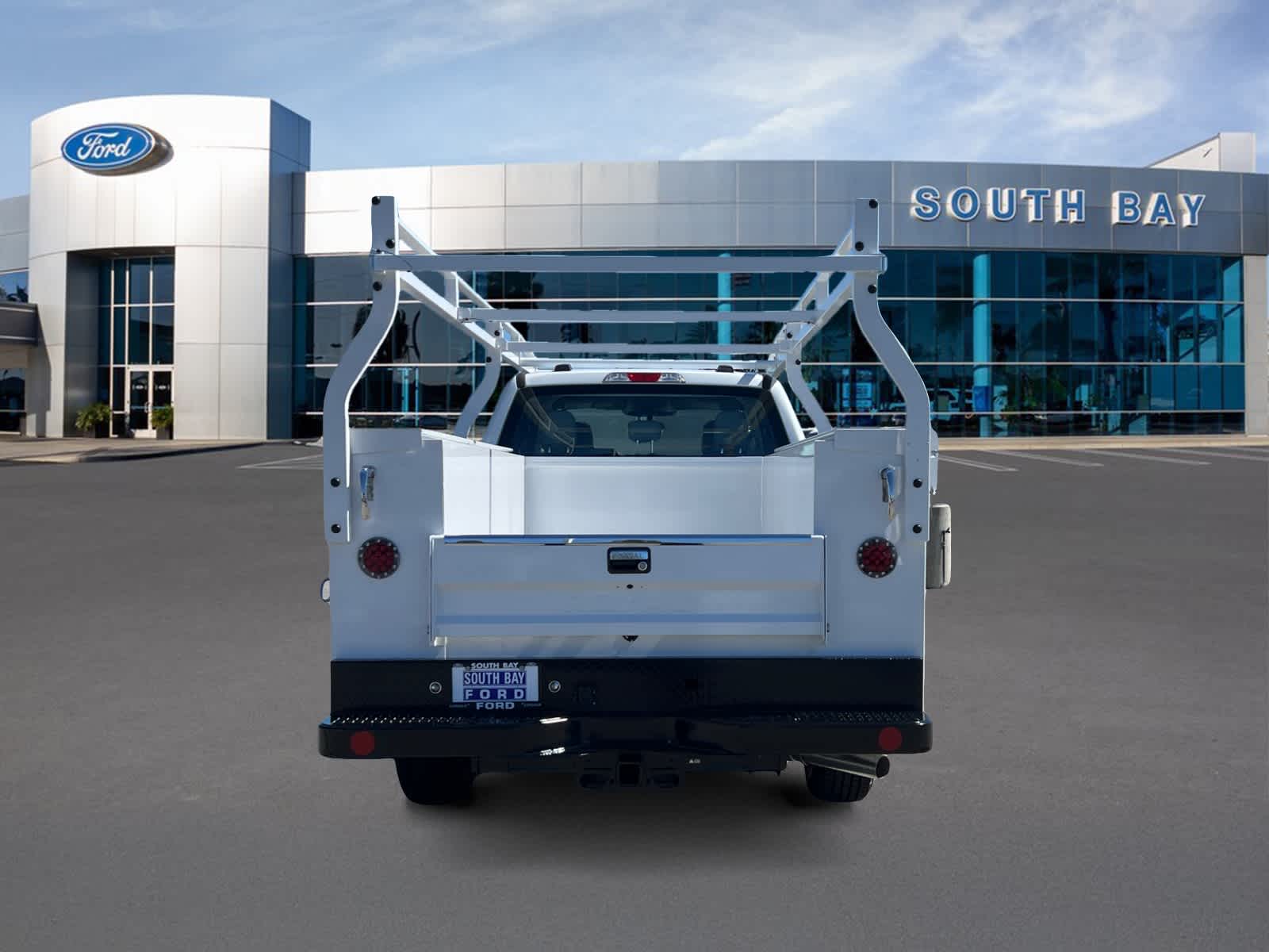 2027 Ford Super Duty F-250 SRW XL