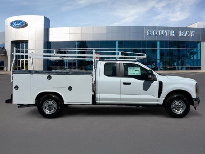 2027 Ford Super Duty F-250 SRW XL