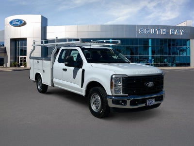 2027 Ford Super Duty F-250 SRW XL