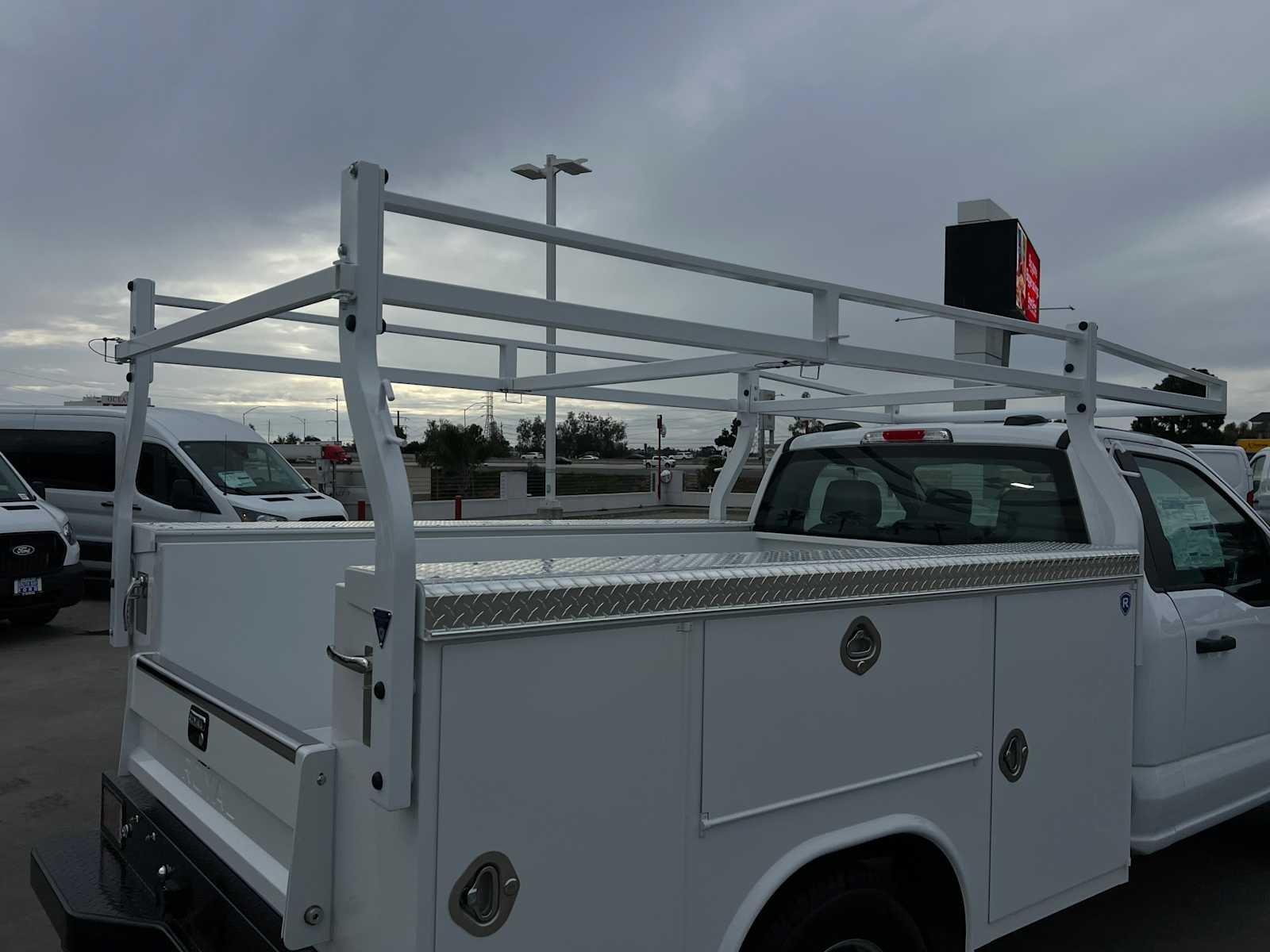 2025 Ford Super Duty F-250 SRW XL