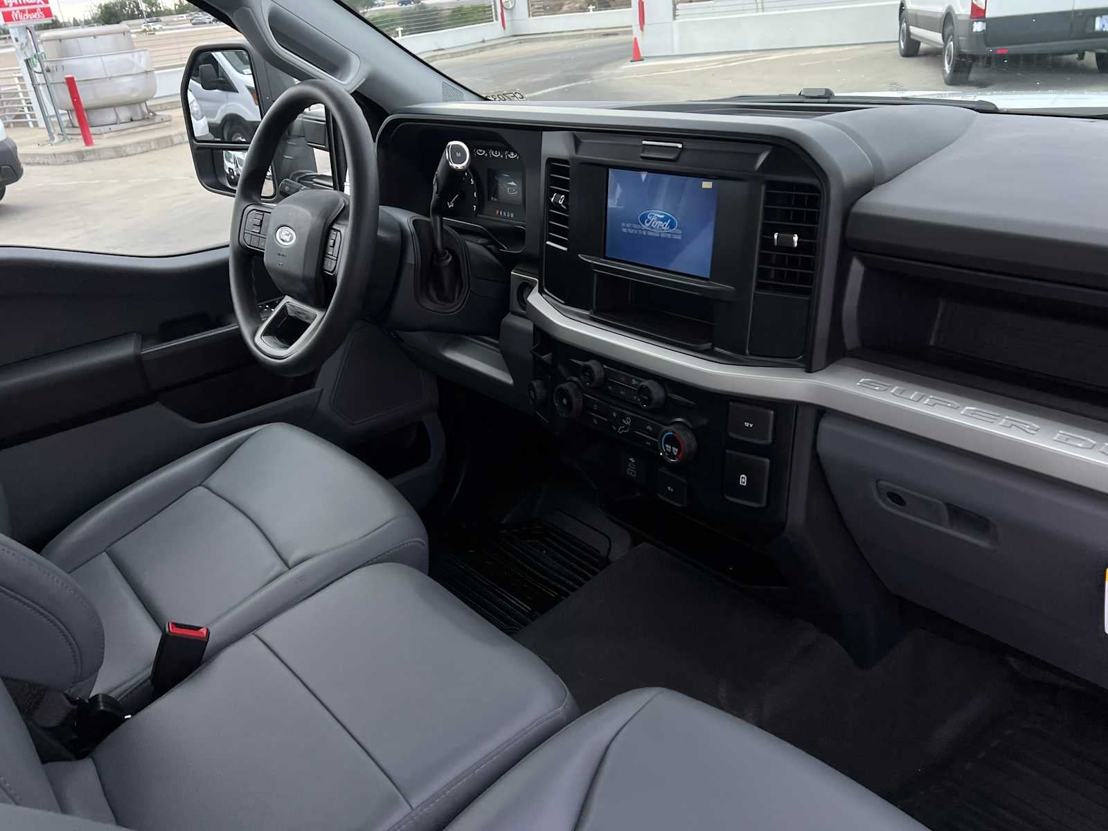 2025 Ford Super Duty F-250 SRW XL