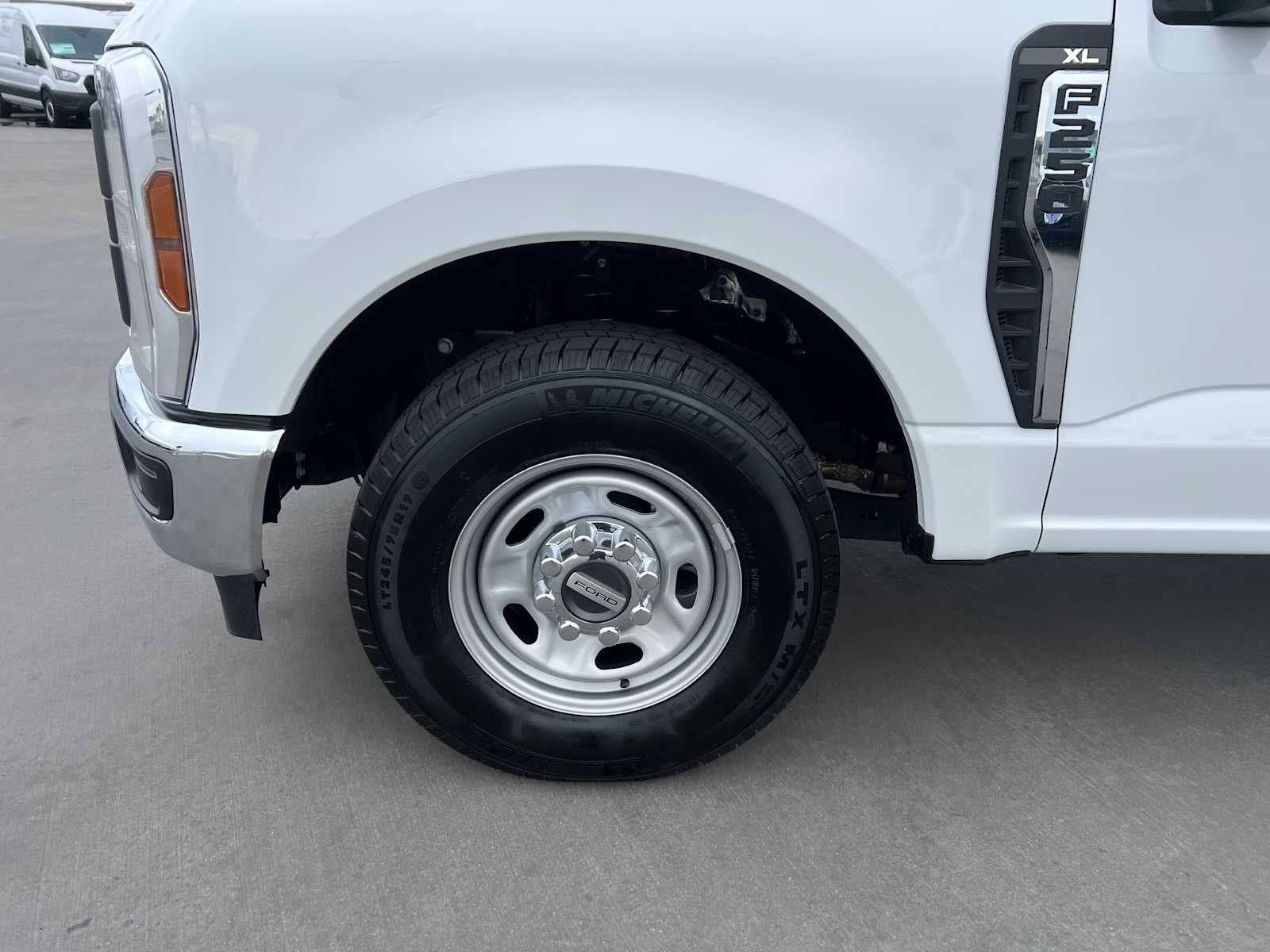 2025 Ford Super Duty F-250 SRW XL