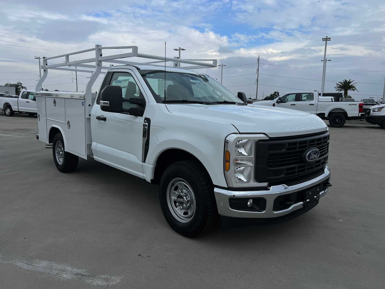 2025 Ford Super Duty F-250 SRW XL
