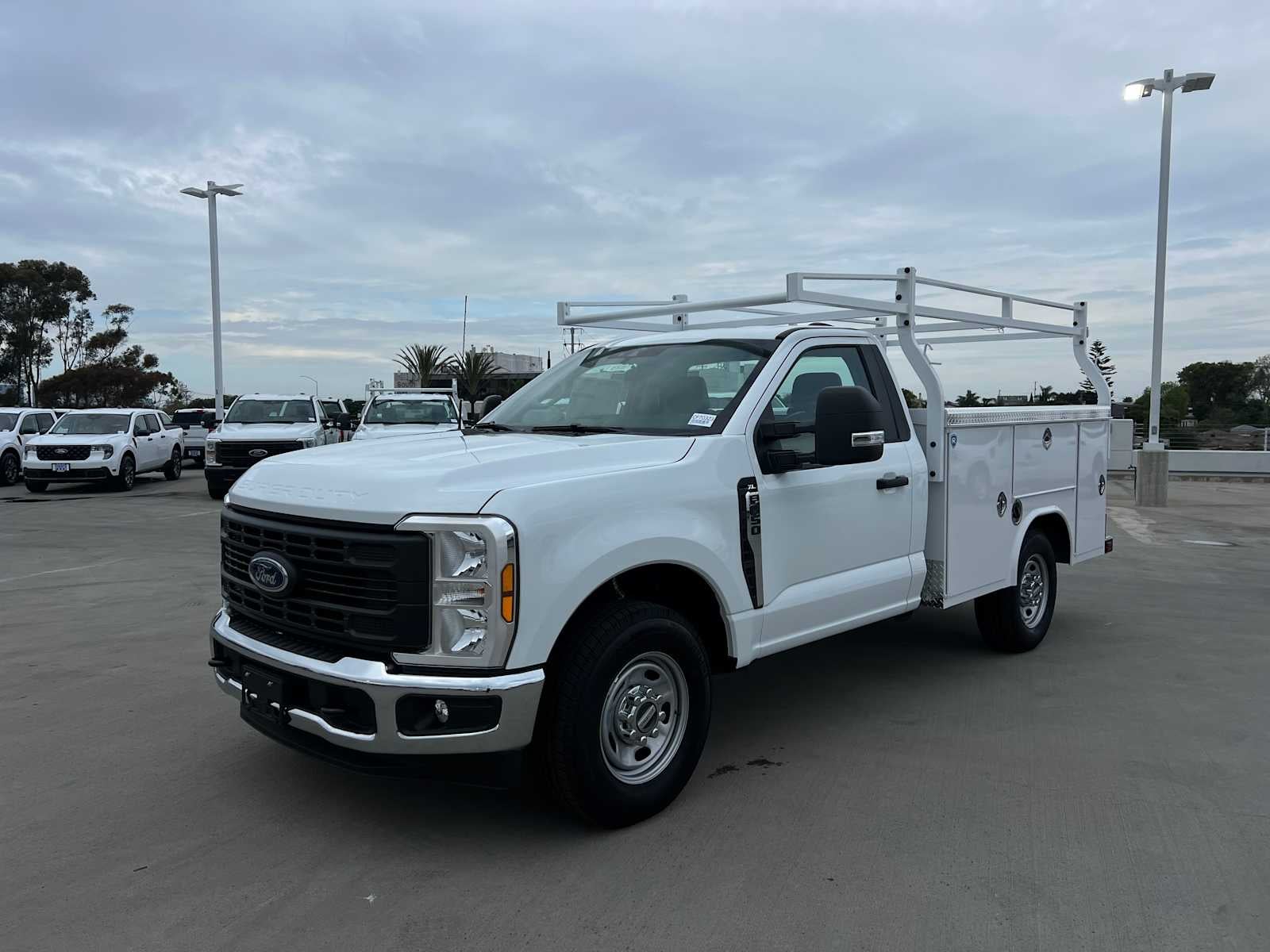 2025 Ford Super Duty F-250 SRW XL