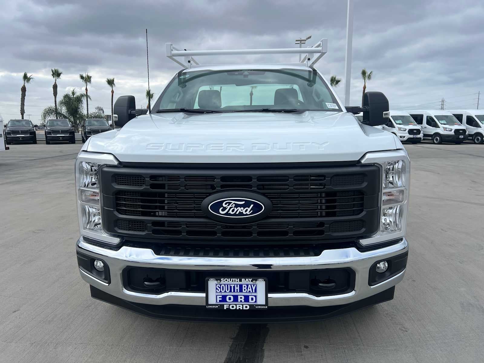2027 Ford Super Duty F-250 SRW XL