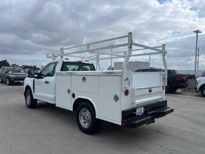 2027 Ford Super Duty F-250 SRW XL