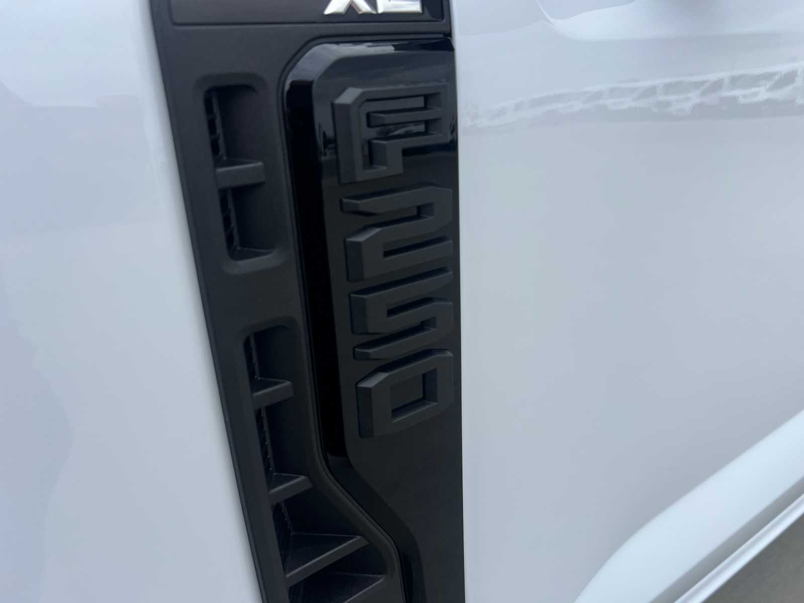 2027 Ford Super Duty F-250 SRW XL