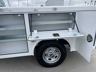 2027 Ford Super Duty F-250 SRW XL