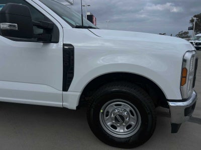 2027 Ford Super Duty F-250 SRW XL