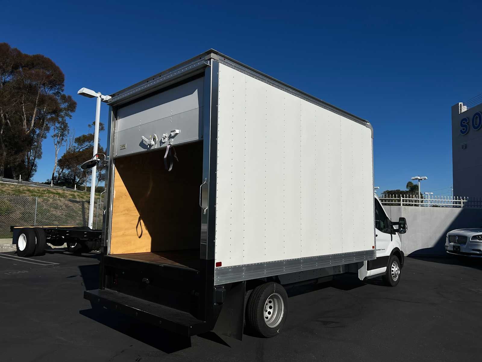 2024 Ford Transit Chassis Chassis Cab