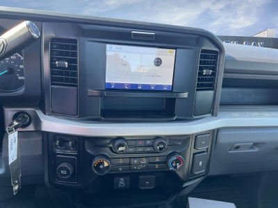 2026 Ford Super Duty F-550 DRW XL