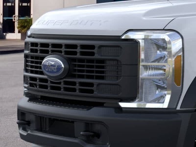 2026 Ford Super Duty F-550 DRW XL