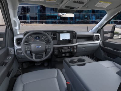 2026 Ford Super Duty F-550 DRW XL