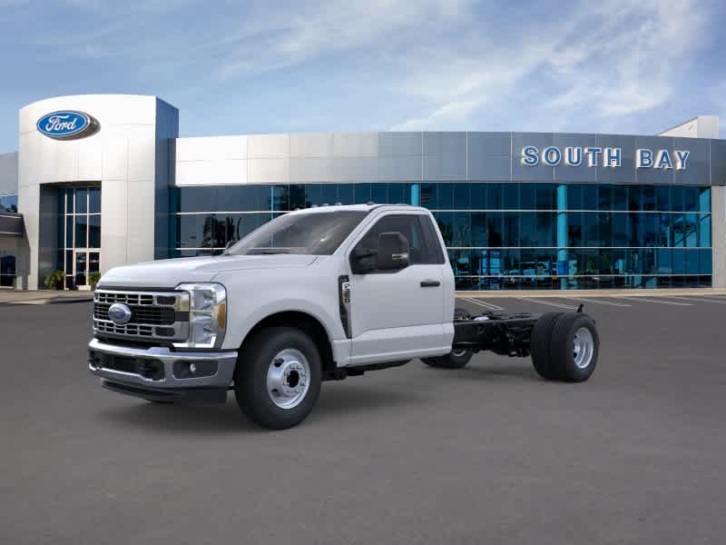 2026 Ford Super Duty F-350 DRW F-350® XL