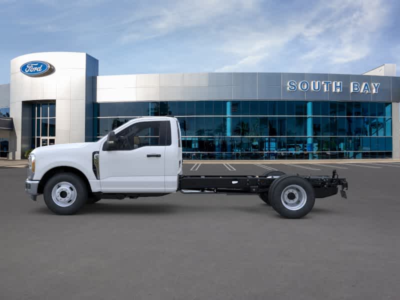 2026 Ford Super Duty F-350 DRW F-350® XL