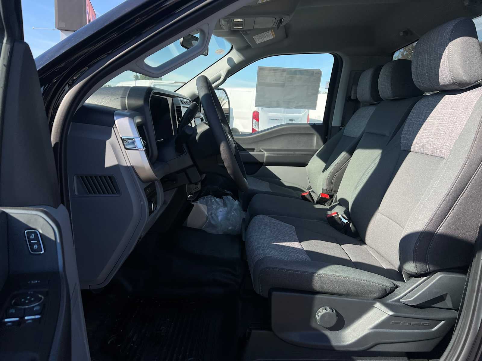 2024 Ford Super Duty F-350 DRW XL