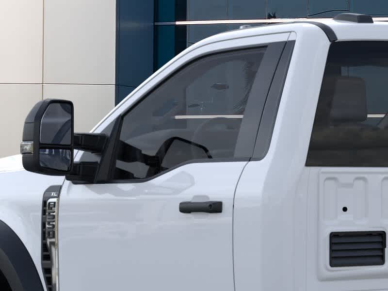 2026 Ford Super Duty F-550 DRW F-550® XL