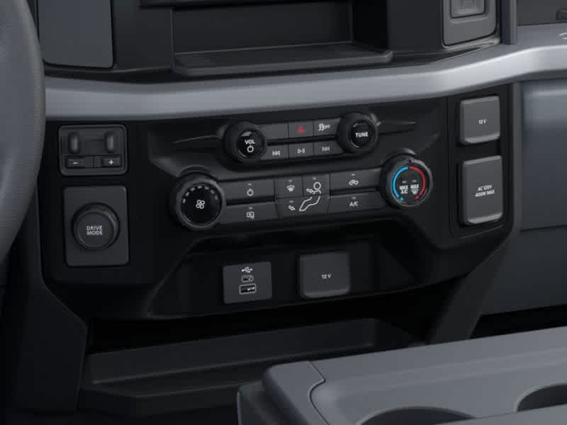 2026 Ford Super Duty F-550 DRW F-550® XLT