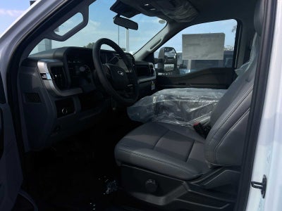 2024 Ford Super Duty F-550 DRW XL
