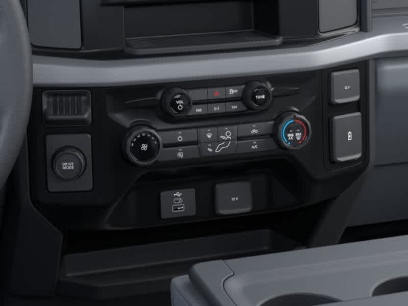 2026 Ford Super Duty F-550 DRW XL