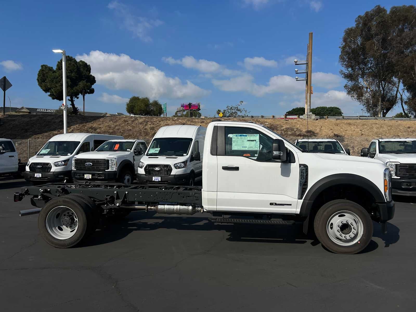 2024 Ford Super Duty F-550 DRW F-550® XL