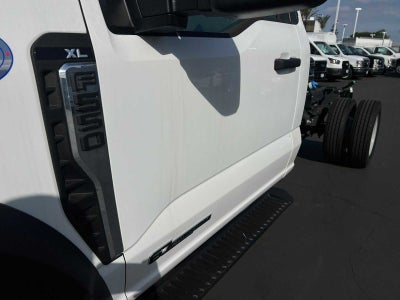 2024 Ford Super Duty F-550 DRW F-550® XL