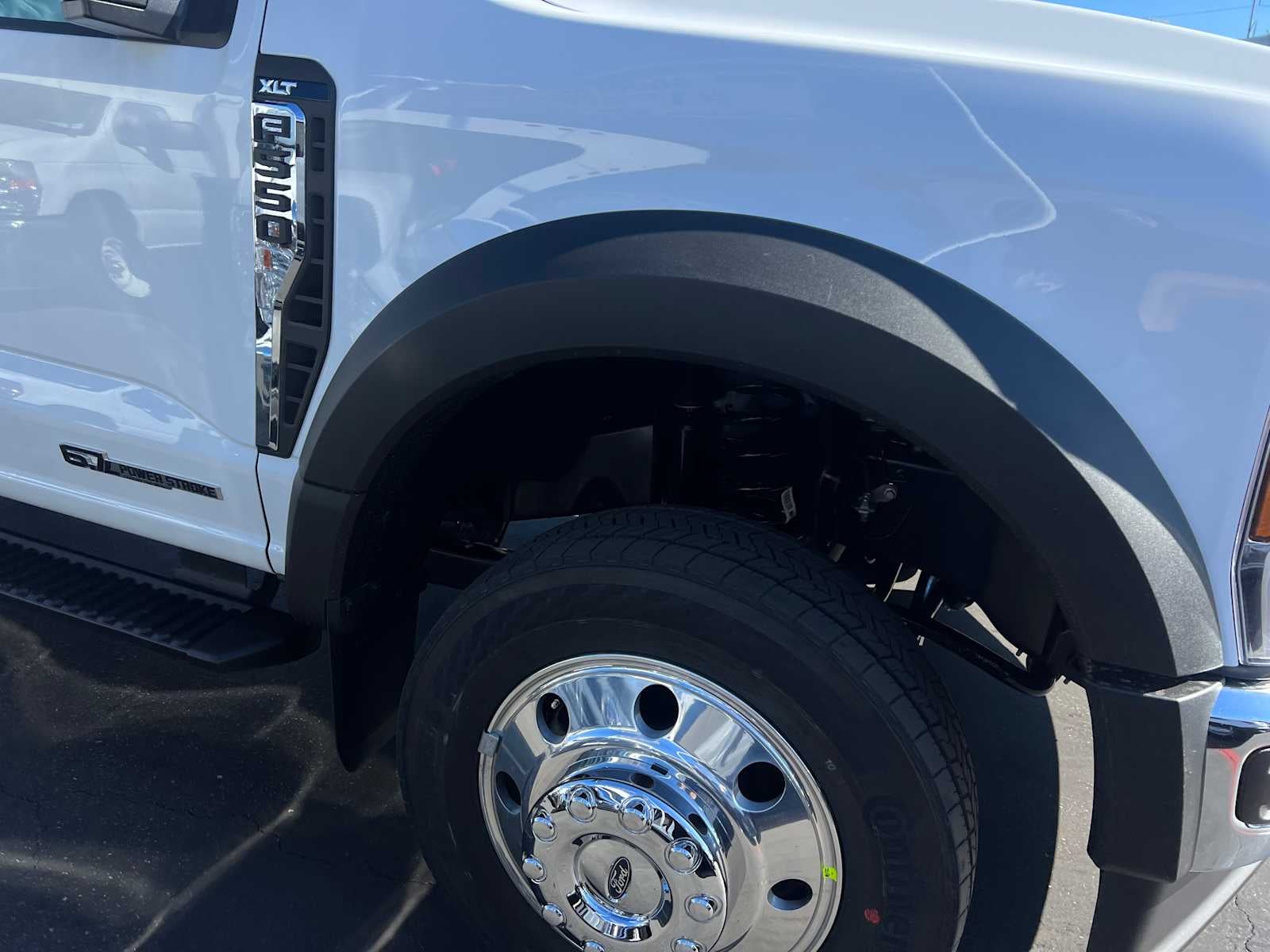 2026 Ford Super Duty F-550 DRW F-550® XLT