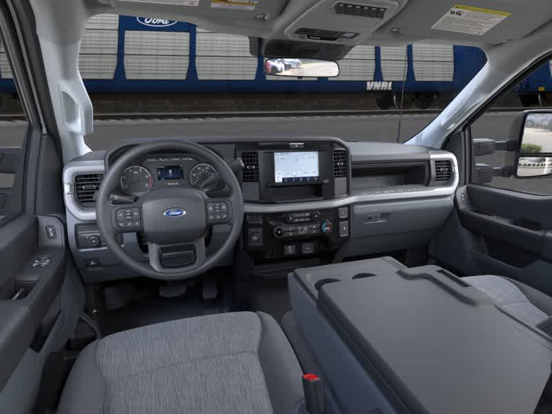 2026 Ford Super Duty F-550 DRW XL