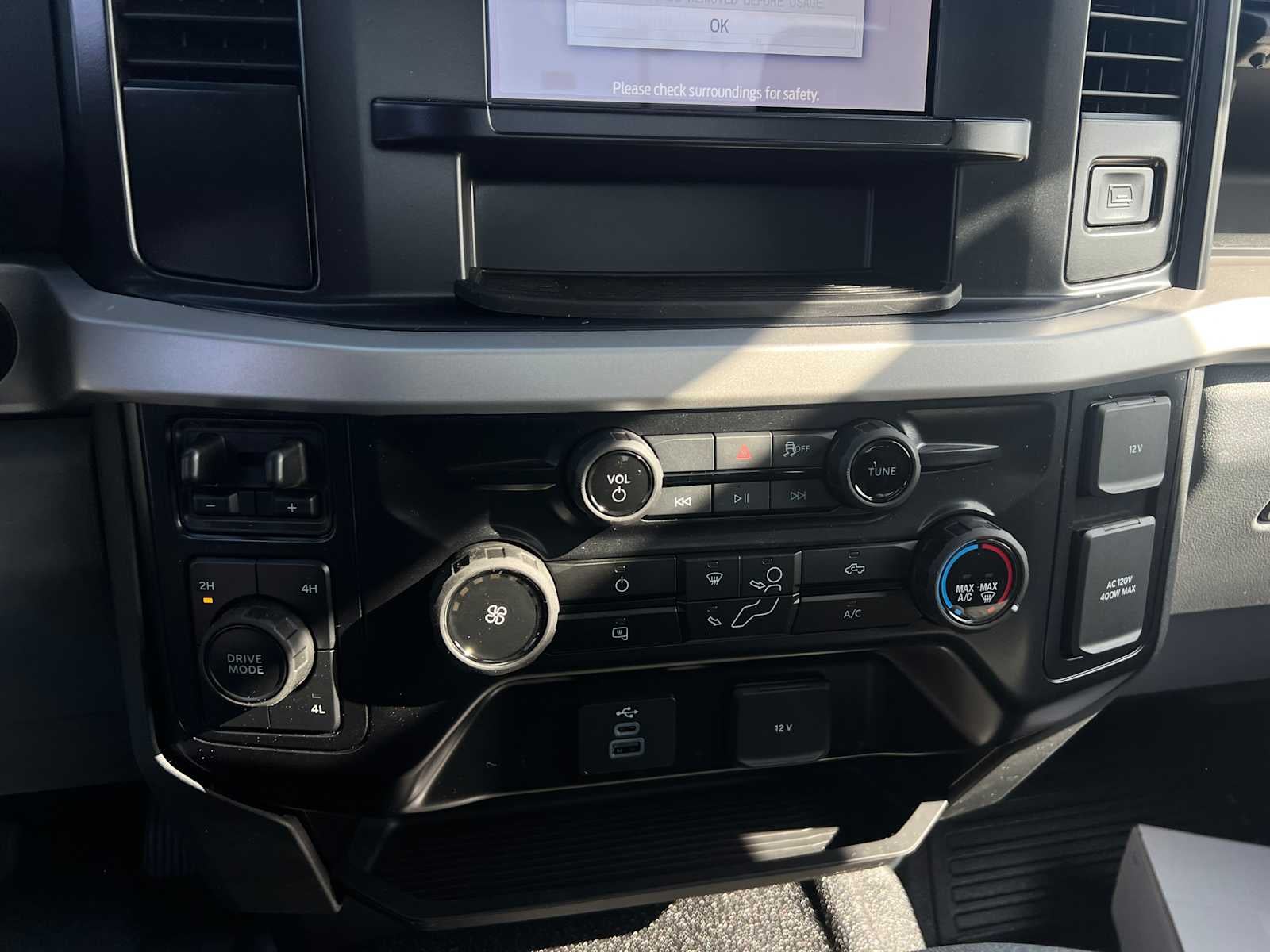 2026 Ford Super Duty F-550 DRW F-550® XLT