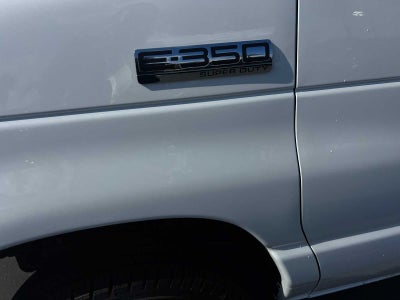 2026 Ford E-Series Cutaway E-350 SRW