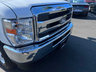 2026 Ford E-Series Cutaway E-350 SRW