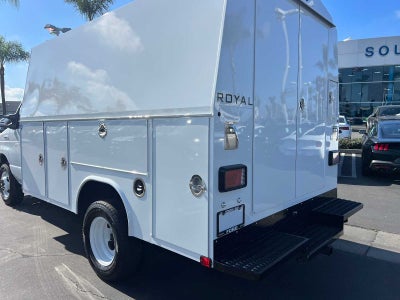 2026 Ford E-Series Cutaway E-350 SRW