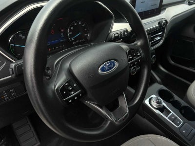 2021 Ford Escape SE Hybrid