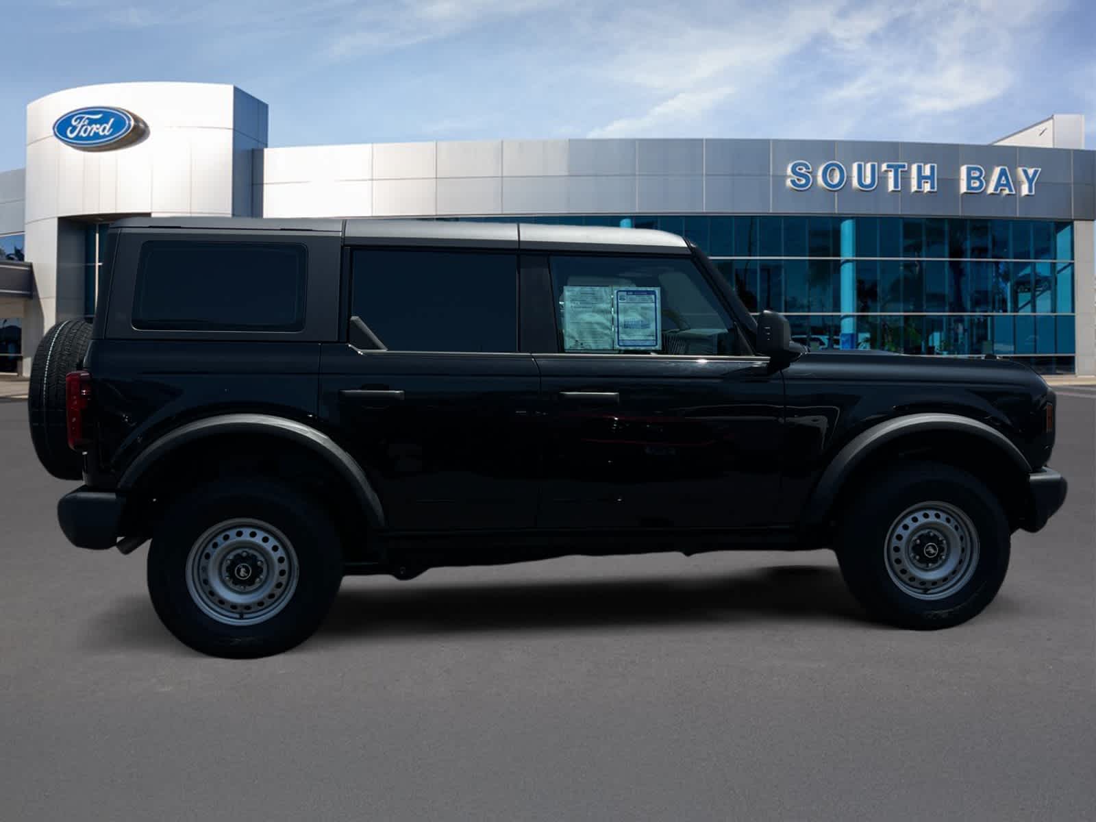 2022 Ford Bronco Base
