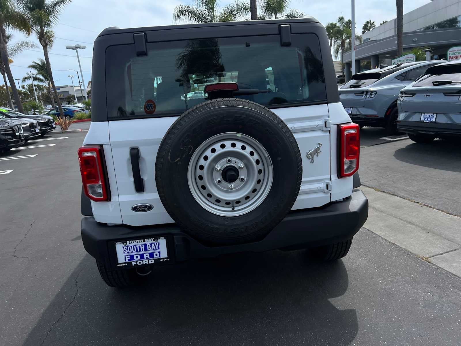 2025 Ford Bronco Base