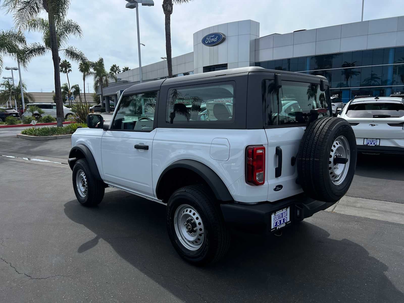 2025 Ford Bronco Base
