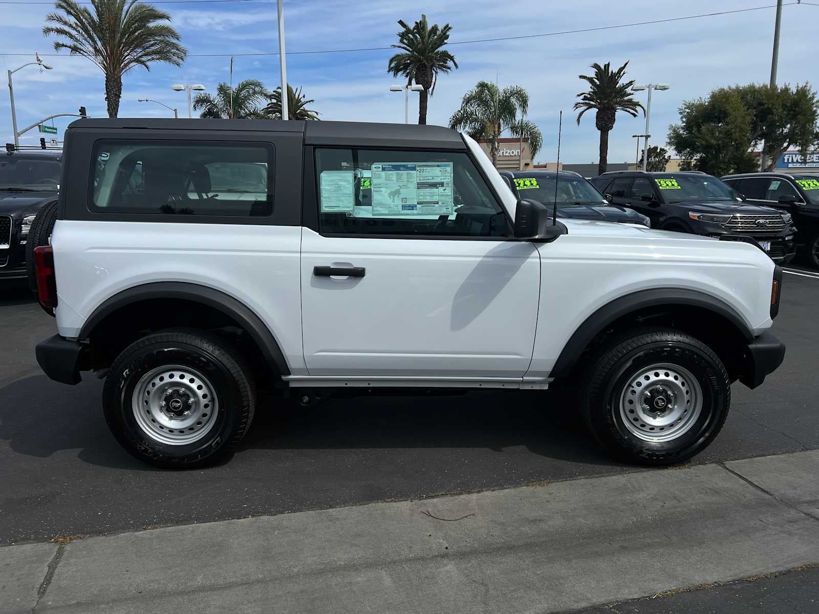 2025 Ford Bronco Base