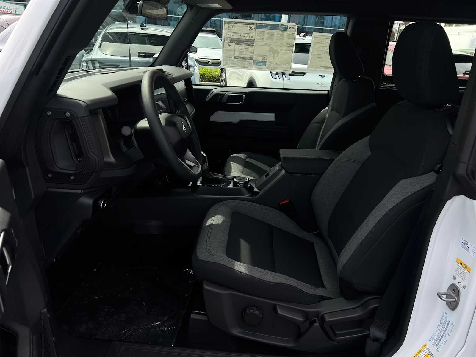 2025 Ford Bronco Base