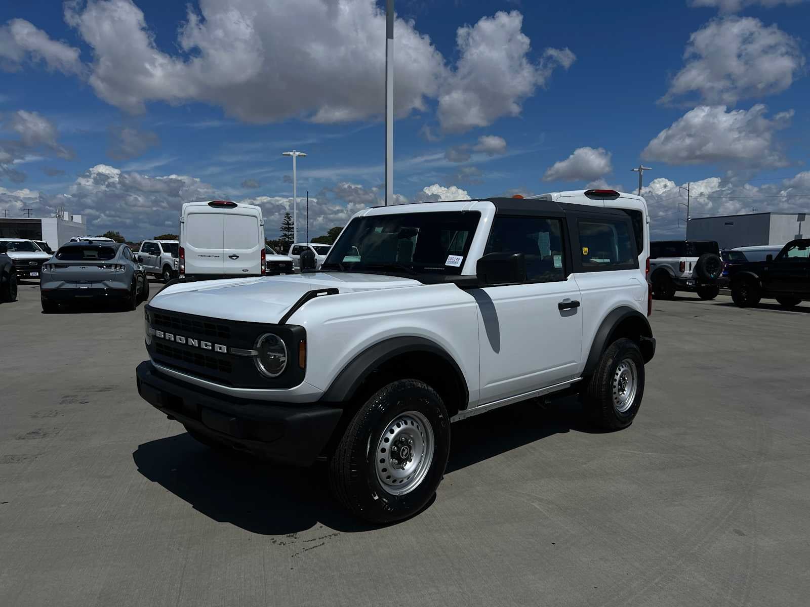 2026 Ford Bronco Base