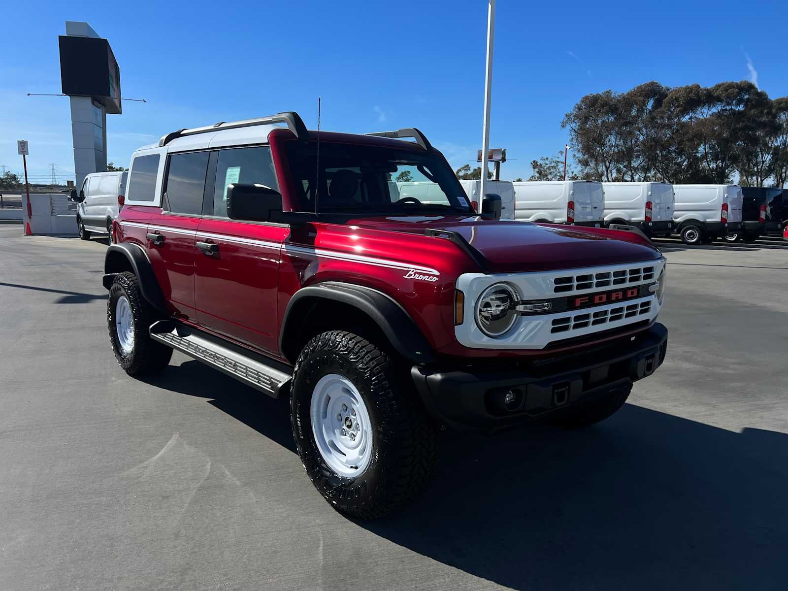 2026 Ford Bronco Heritage Edition