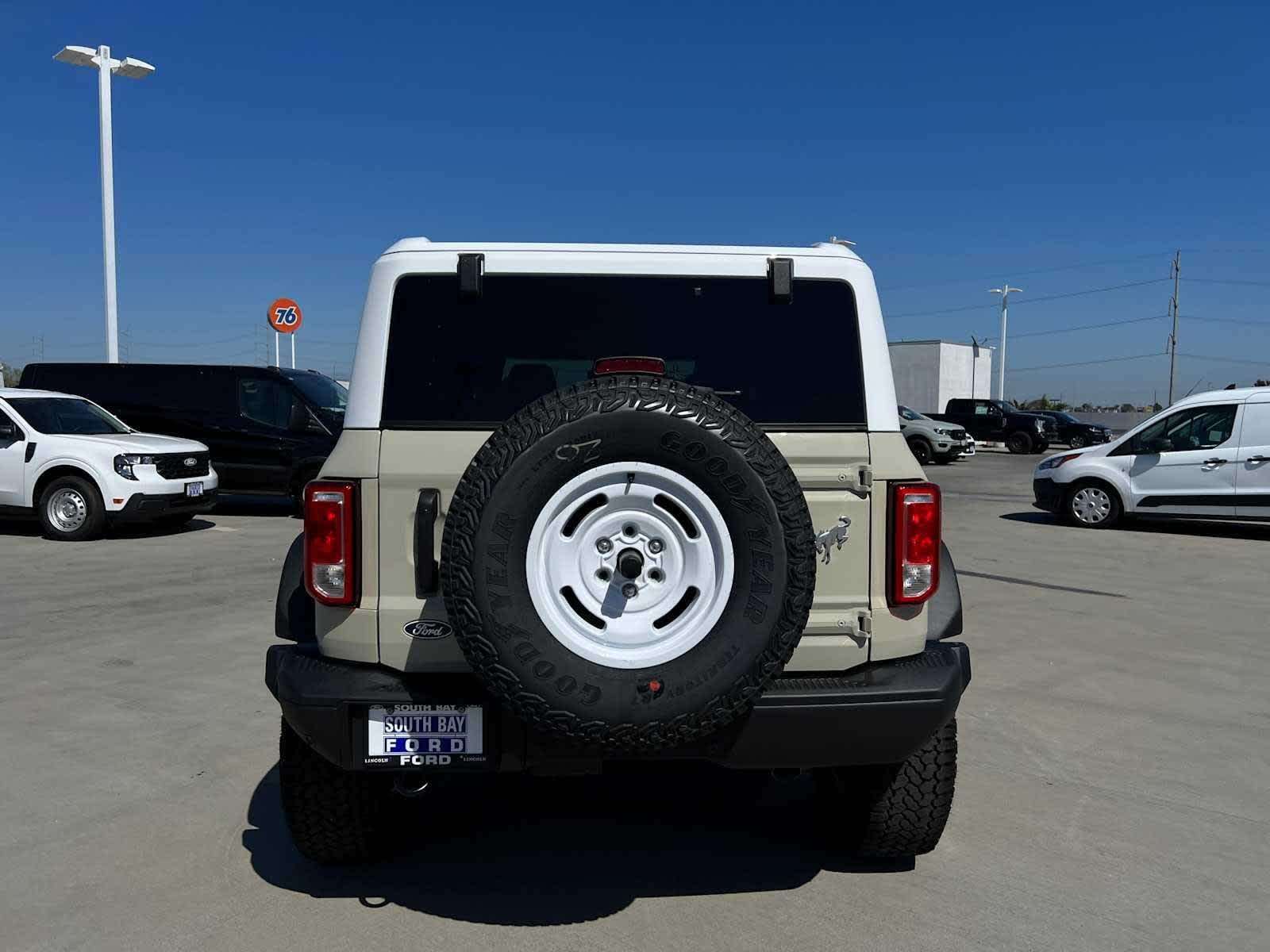 2026 Ford Bronco Heritage Edition